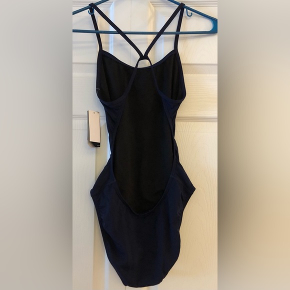TYR Durafast One Women's Cutoutfit Swimsuit - Picture 5 of 8